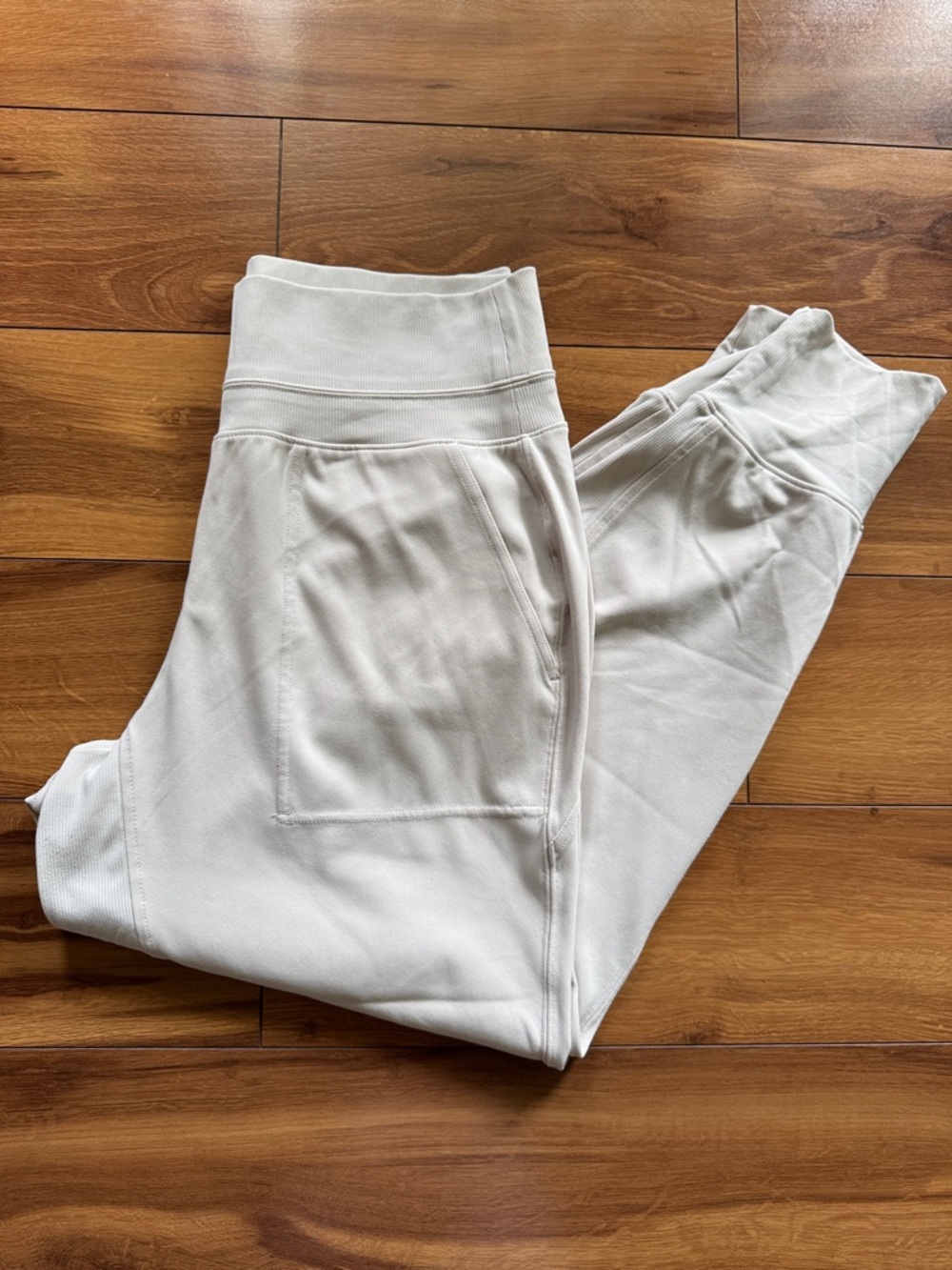Athleta Tan Venice Jogger M